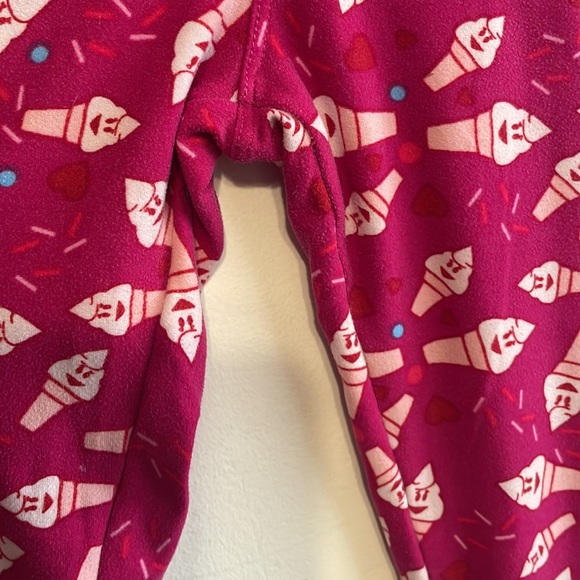 LuLaRoe Ice cream and hearts themed leggings size OS - Picture 3 of 4